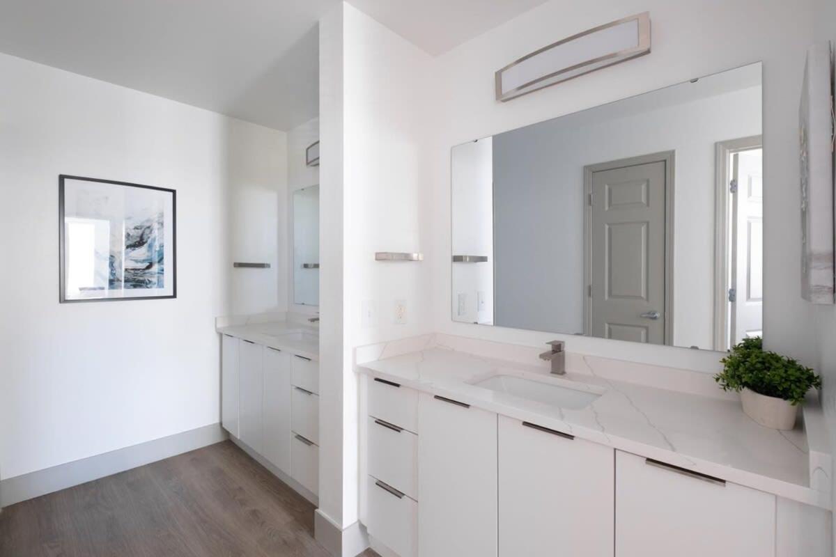 4B 2Ba Luxury Central Apartment With Gym Charlotte Kültér fotó